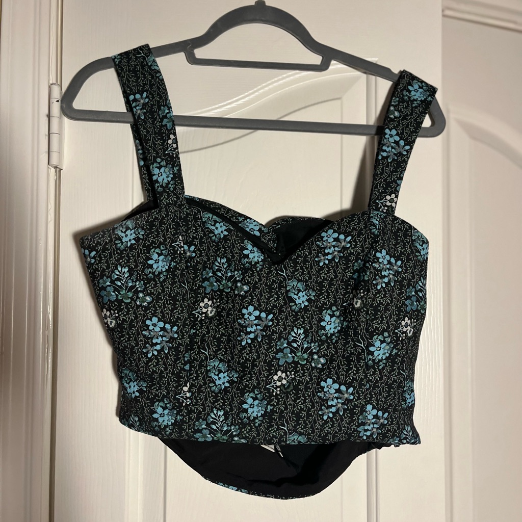 Sachem & Babi (Anthropologie) Cropped Top Size Medium